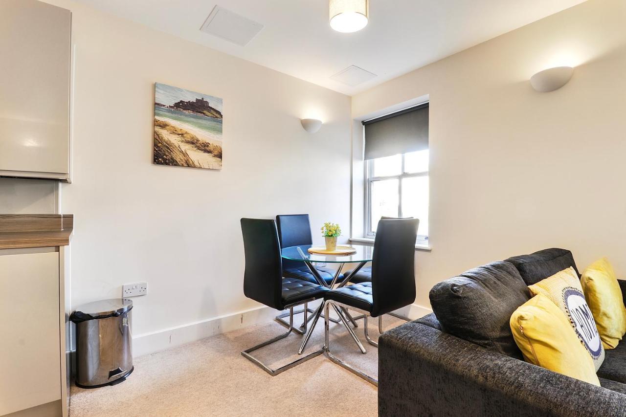 Sapphire Serviced Apartment Chelmsford Exterior foto